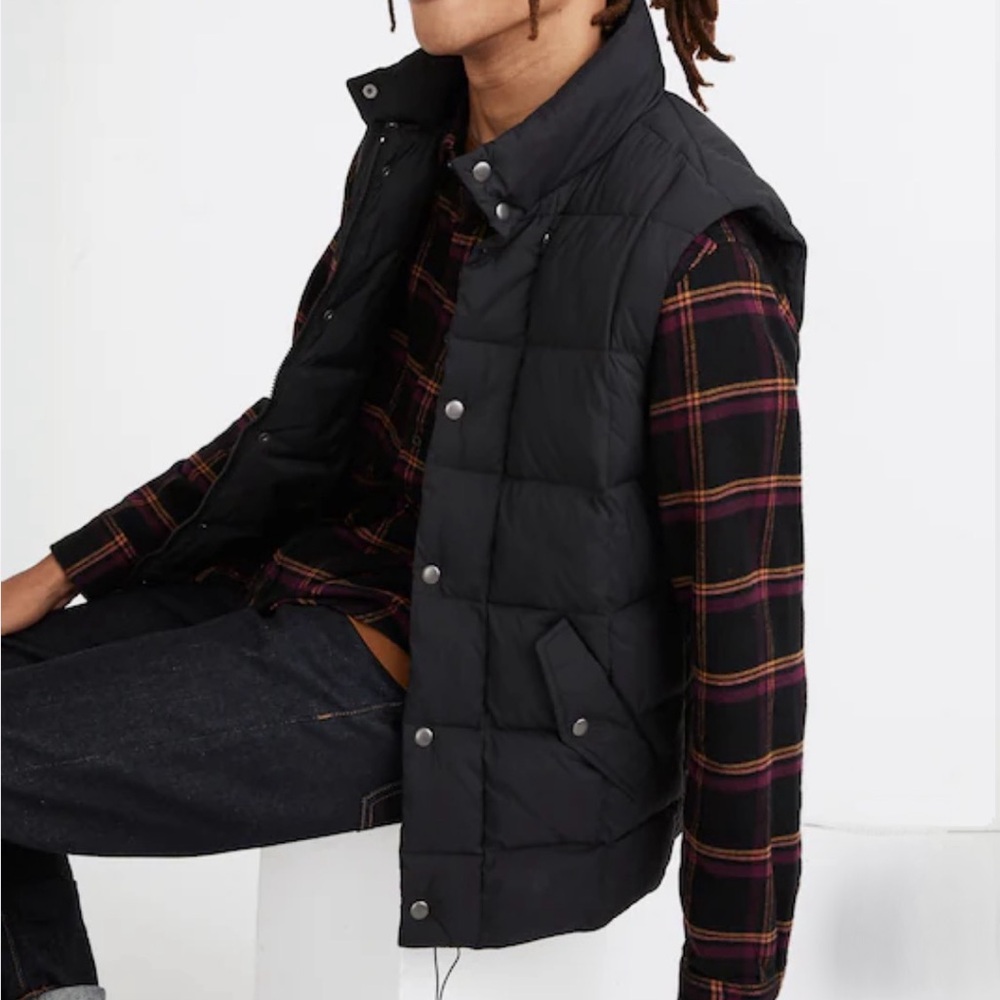 Madewell Quilted Puffer Vest - Picture 8 of 16
